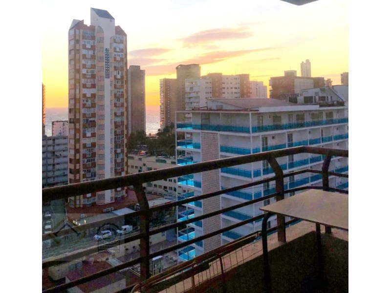 1 bedroom Apartment for sale in Benidorm with pool garage - € 186,000 (Ref: 9422490)