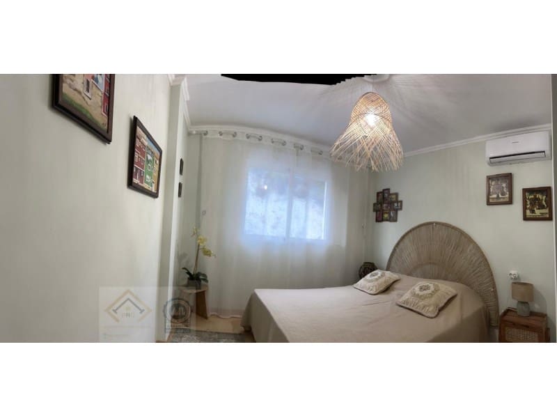 Chalet de 3 habitaciones en Finestrat en venta con garaje - 340.000 € (Ref: 9449341)