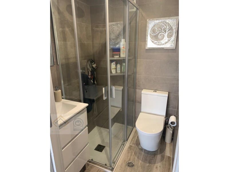 3 bedroom Flat for sale in Benidorm with pool garage - € 485,000 (Ref: 9468519)