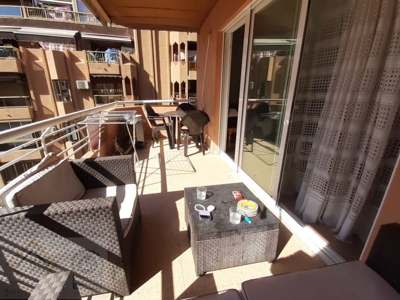 3 bedroom Flat for sale in Benidorm - € 250,000 (Ref: 9470418)