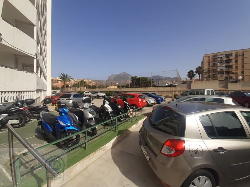 2 sypialnia Apartament na sprzedaż w Benidorm z basenem garażem - 198 000 € (Ref: 9509396)