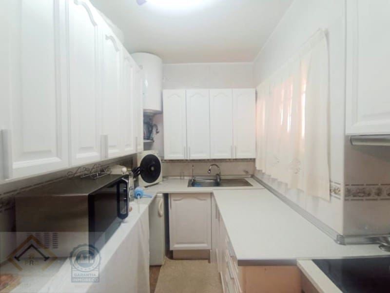 4 quarto Apartamento para venda em Benidorm - 306 000 € (Ref: 9519010)