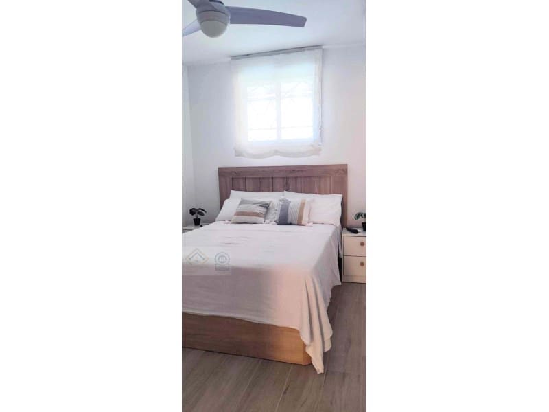 1 bedroom Apartment for sale in Cala de Finestrat with pool garage - € 189,000 (Ref: 9528360)