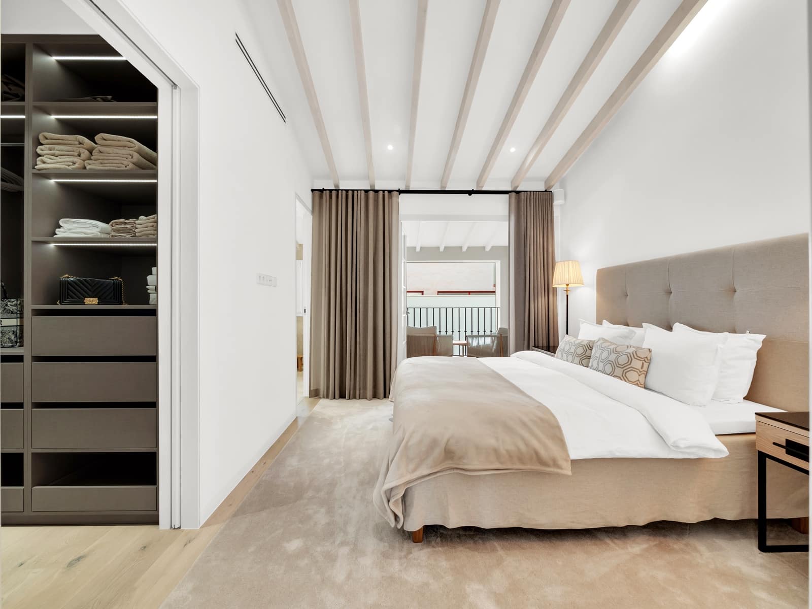 3 soverom Hus til salgs i Palma de Mallorca med svømmebasseng - € 2 300 000 (Ref: 9961477)