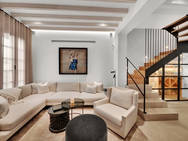 3 soverom Hus til salgs i Santa Catalina, Palma de Mallorca med svømmebasseng - € 2 300 000 (Ref: 9961477)