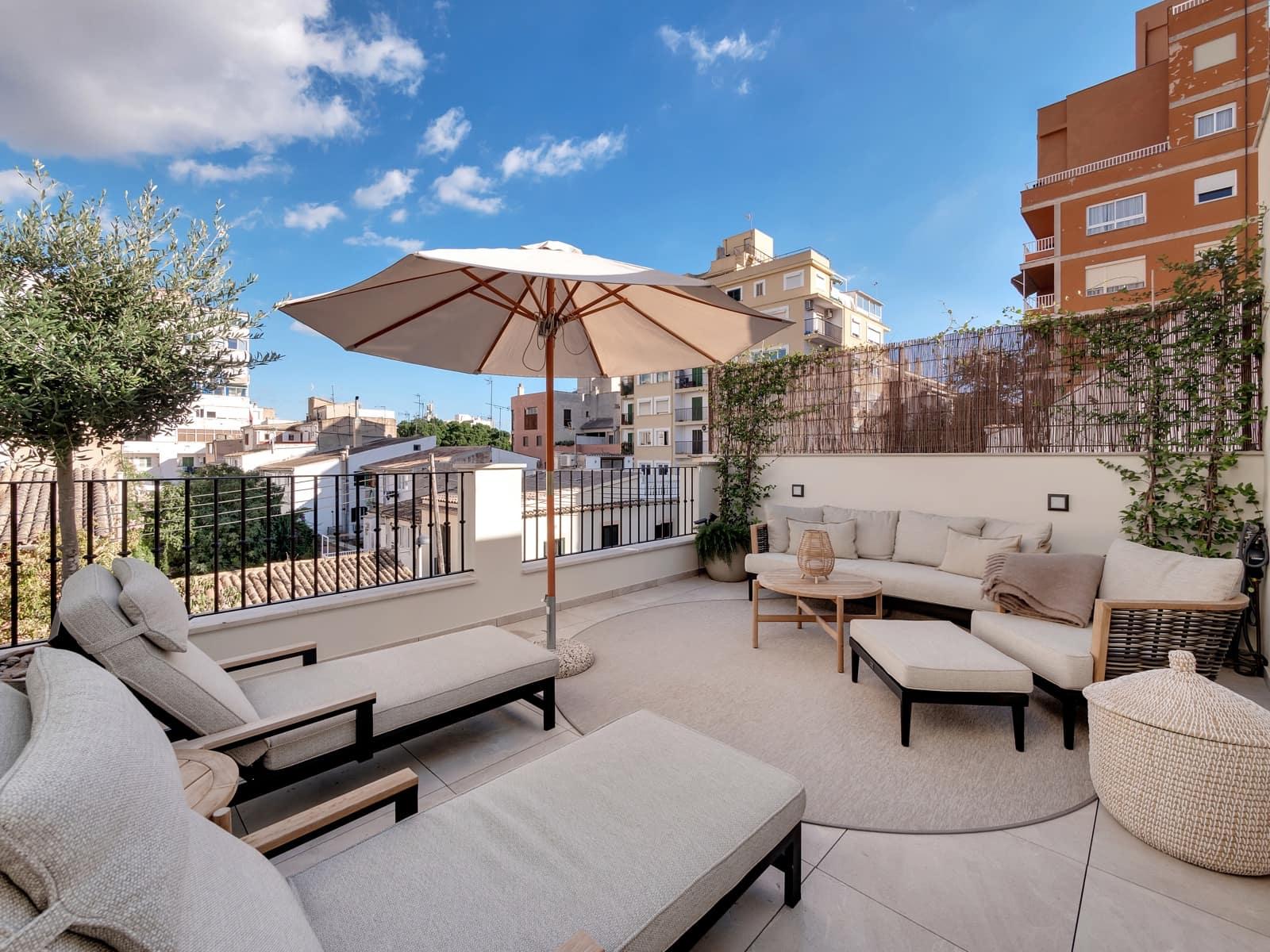 3 soverom Hus til salgs i Palma de Mallorca med svømmebasseng - € 2 300 000 (Ref: 9961477)