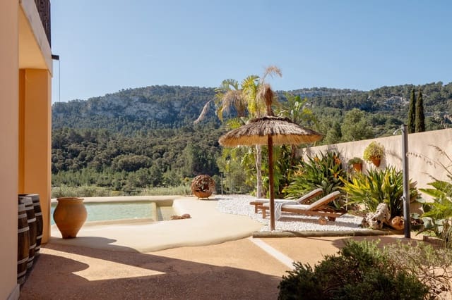 3 soverom Villa til salgs i Puigpunyent med svømmebasseng garasje - € 1 900 000 (Ref: 9968887)