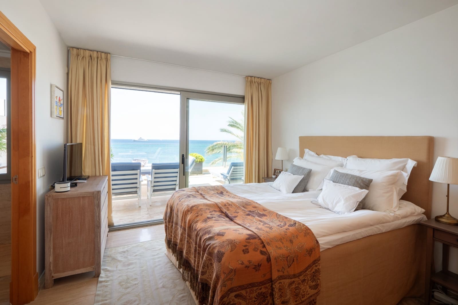 3 bedroom Penthouse for sale in Es Molinar / El Molinar with garage - € 3,200,000 (Ref: 9970905)