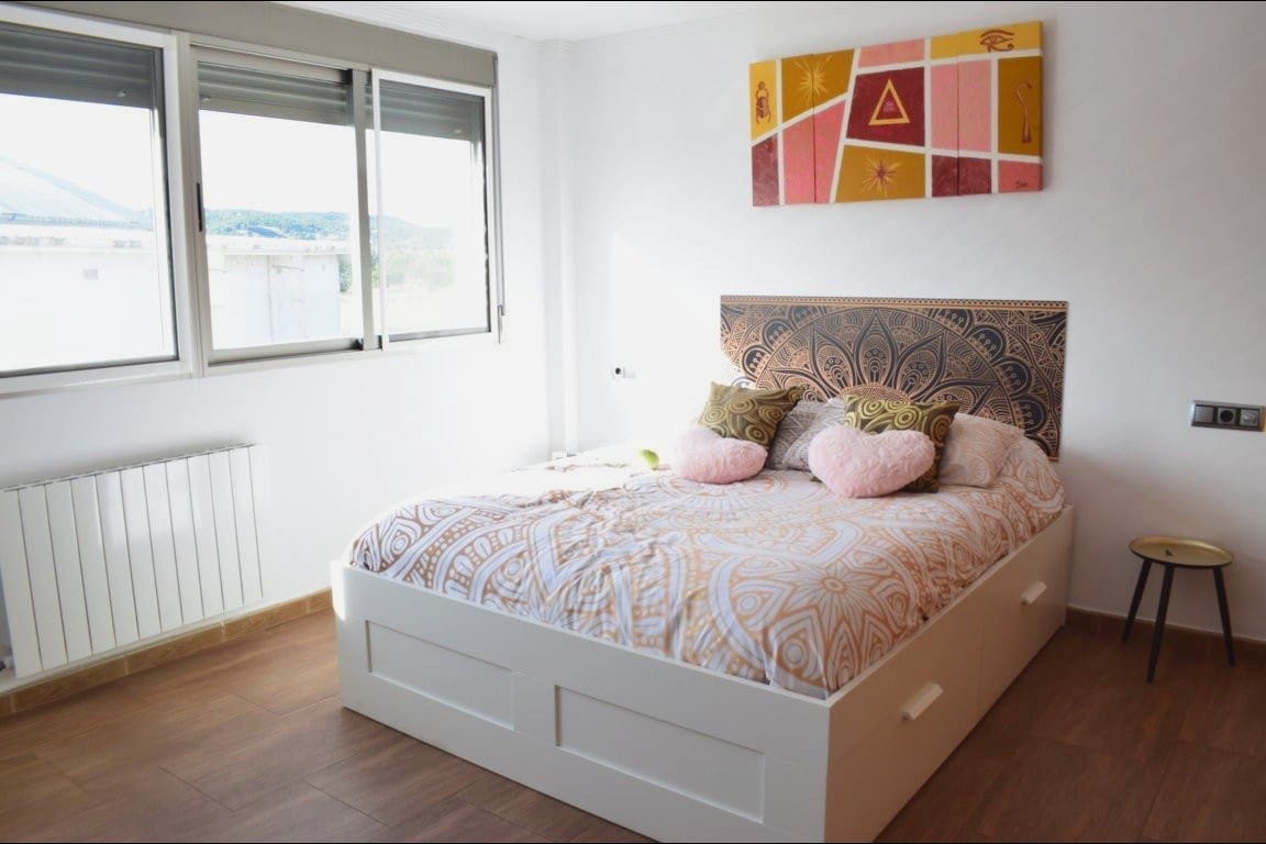 3 chambre Maison de Ville à vendre à Casinos avec garage - 198 000 € (Ref: 7988808)