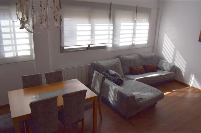 3 bedroom Townhouse for sale in Casinos with garage - € 198,000 (Ref: 7988808)