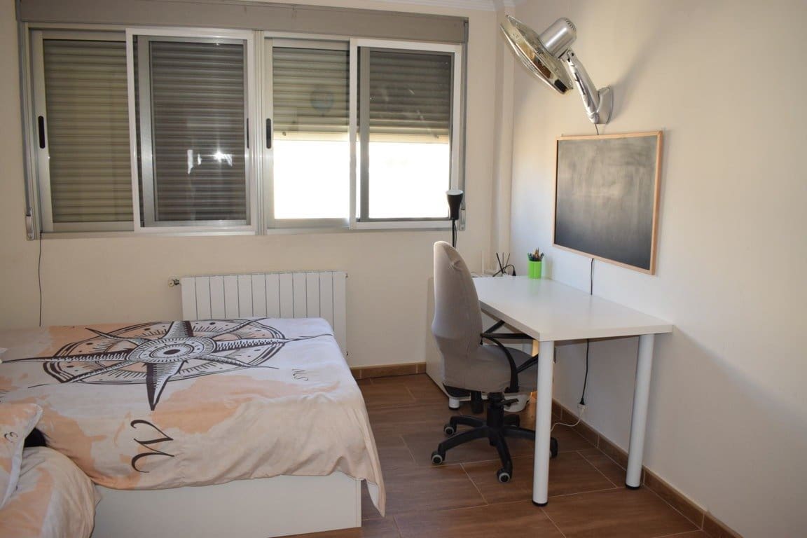 3 chambre Maison de Ville à vendre à Casinos avec garage - 198 000 € (Ref: 7988808)