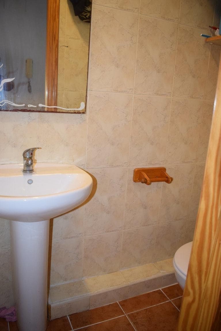 4 bedroom Terraced Villa for sale in Serra with garage - € 275,000 (Ref: 7994764)