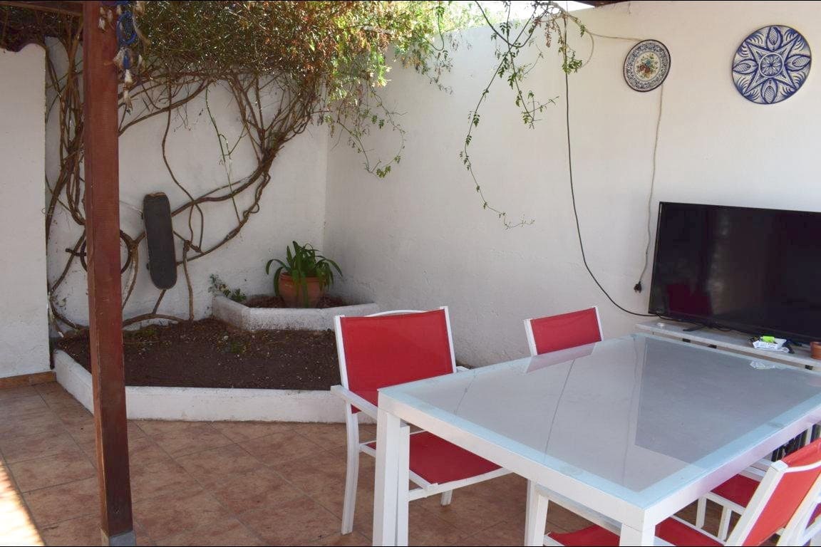 4 bedroom Terraced Villa for sale in Serra with garage - € 275,000 (Ref: 7994764)