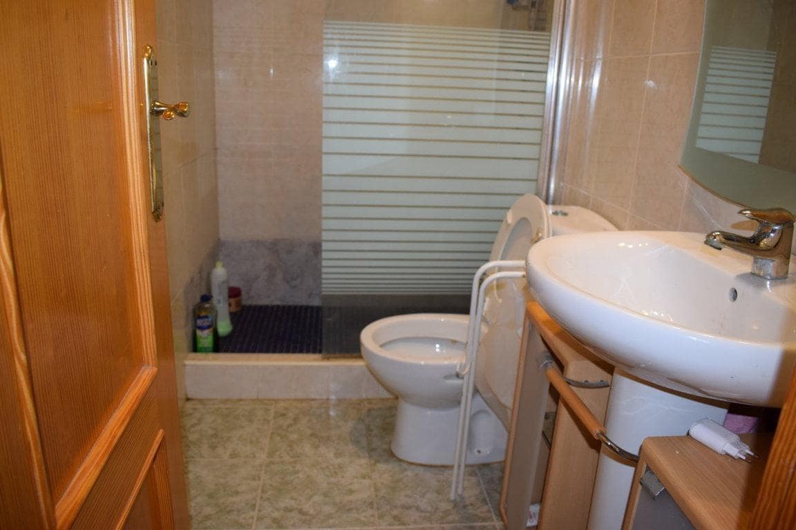 4 bedroom Terraced Villa for sale in Serra with garage - € 275,000 (Ref: 7994764)