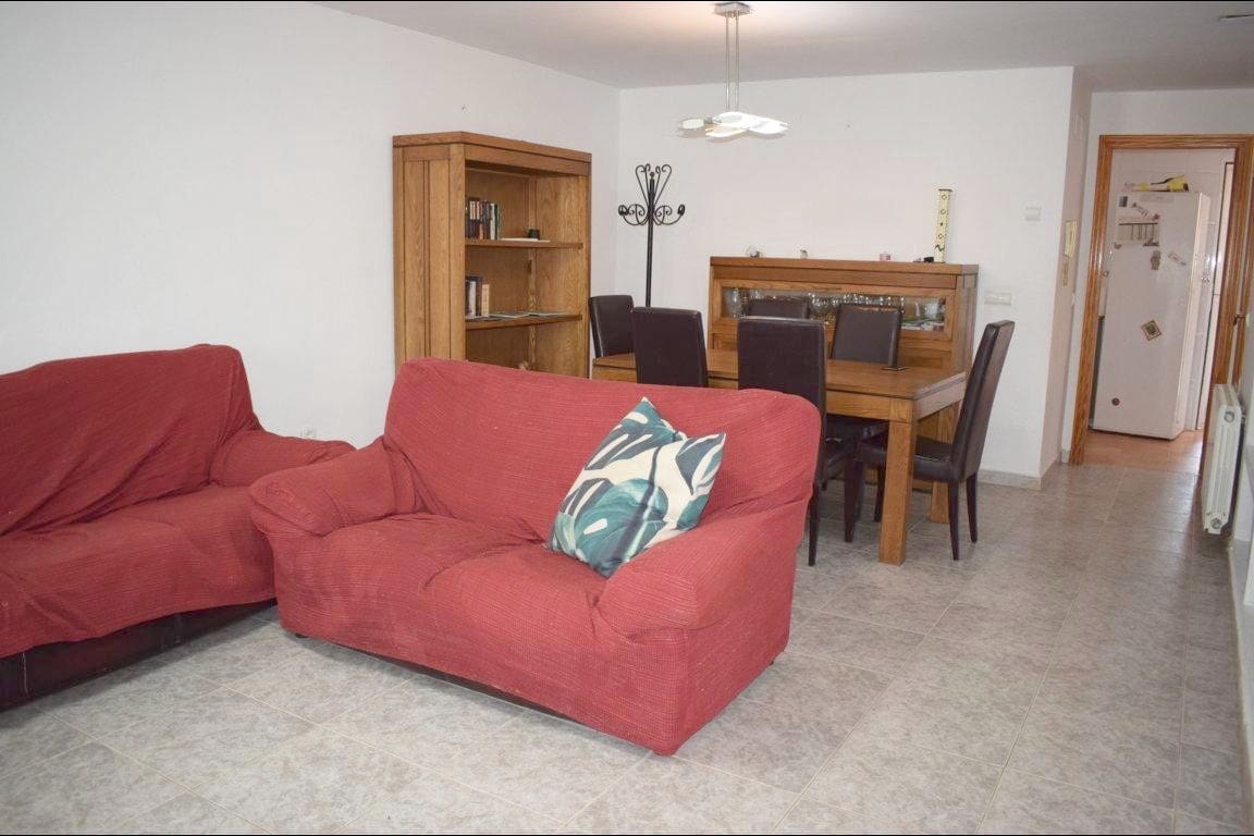 4 bedroom Terraced Villa for sale in Serra with garage - € 275,000 (Ref: 7994764)