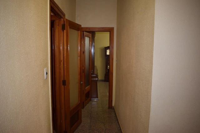 5 soveværelse Villa til salg i Casinos med garage - € 249.900 (Ref: 8101629)