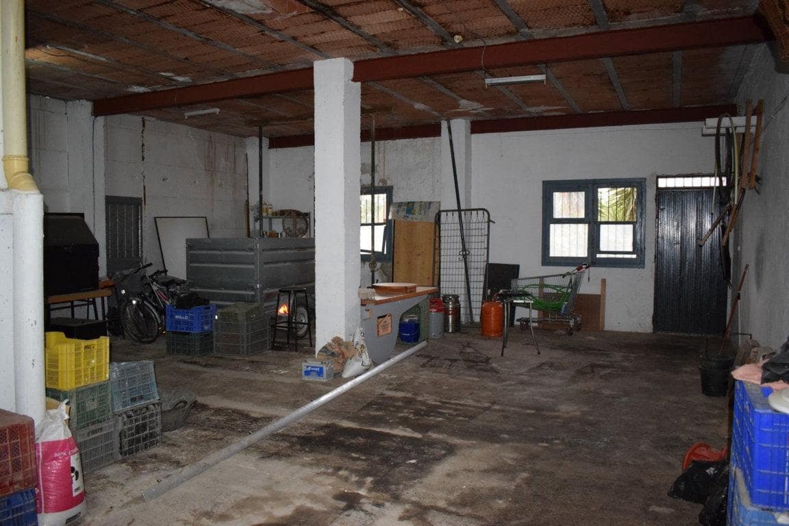 5 soverom Villa til salgs i Casinos med garasje - € 249 900 (Ref: 8101629)