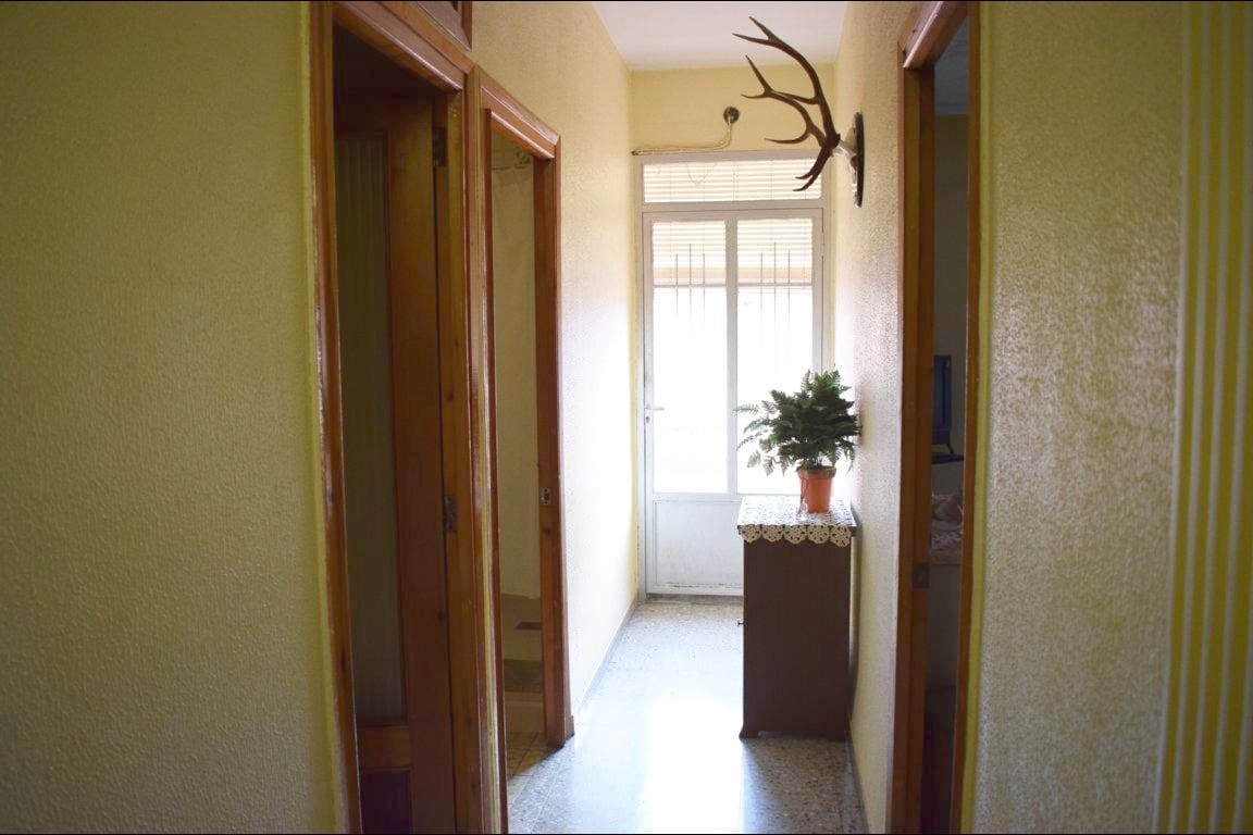 5 soverom Villa til salgs i Casinos med garasje - € 249 900 (Ref: 8101629)