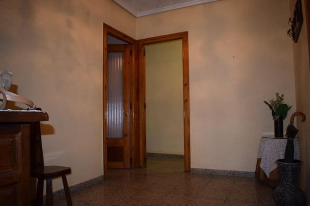 5 soveværelse Villa til salg i Casinos med garage - € 249.900 (Ref: 8101629)