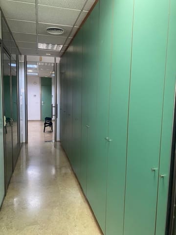Office for sale in Torrent - € 165,000 (Ref: 8244199)