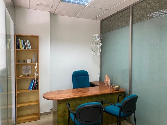 Office for sale in Torrent - € 165,000 (Ref: 8244199)