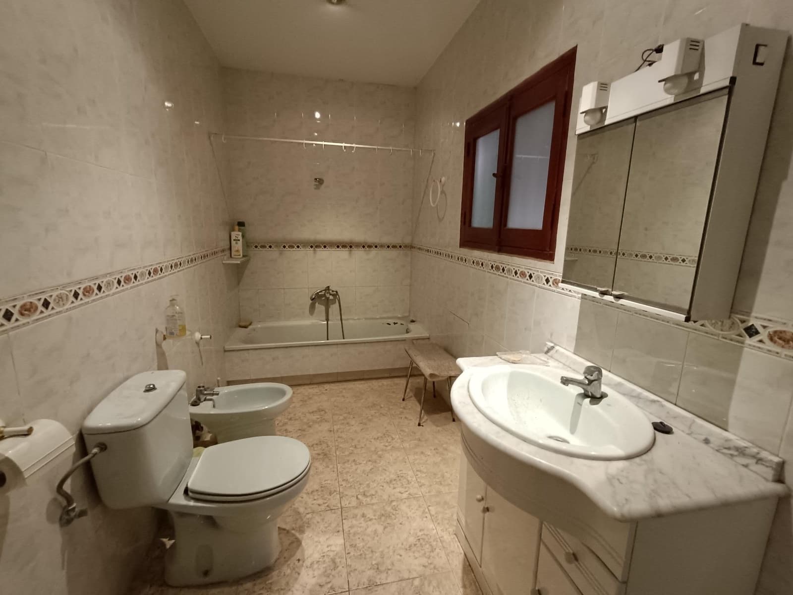 6 soveværelse Byhus til salg i Lliria - € 179.900 (Ref: 8670329)