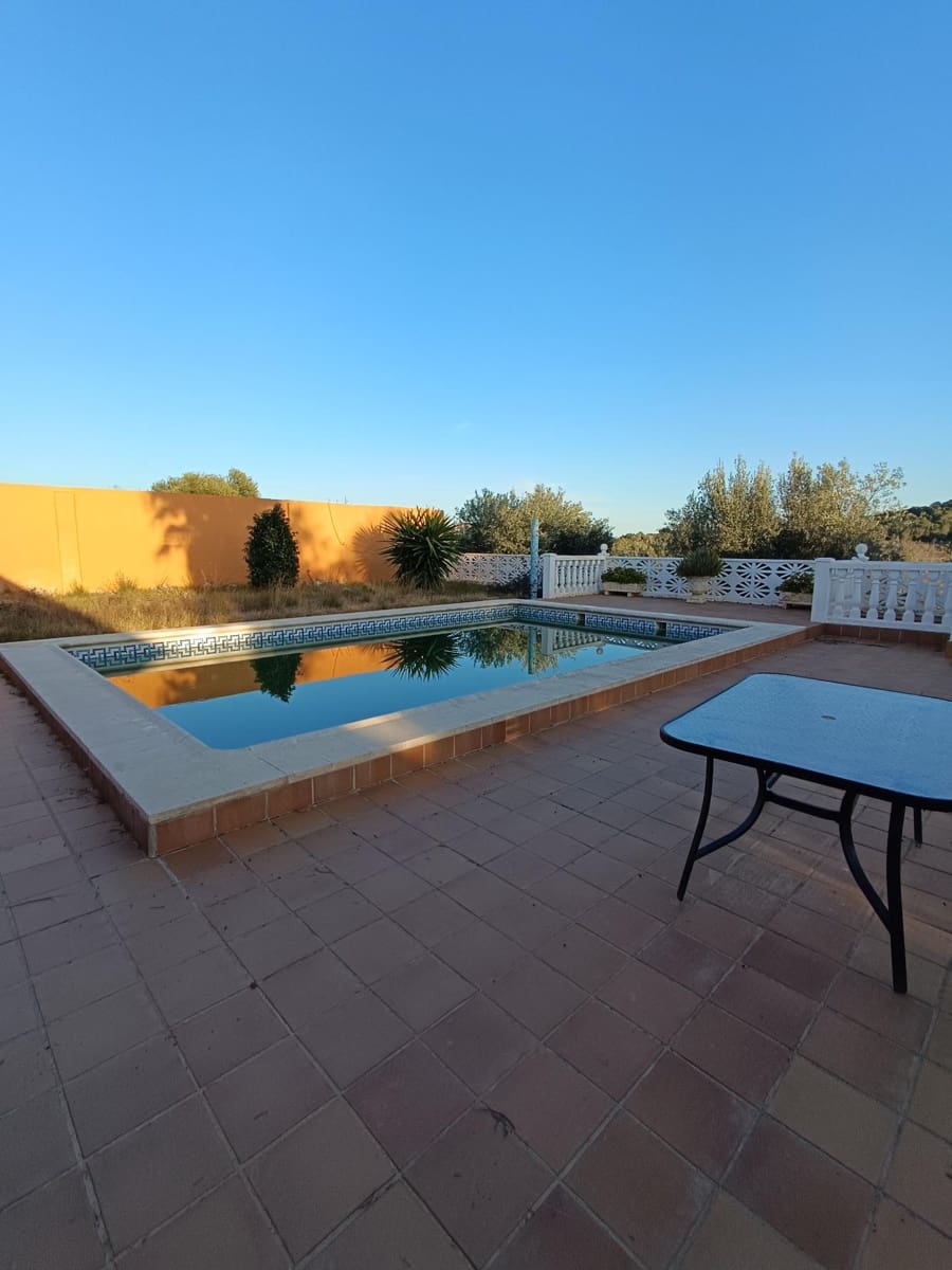 7 soveværelse Finca/Landehus til salg i Lliria med swimmingpool garage - € 490.000 (Ref: 8847651)
