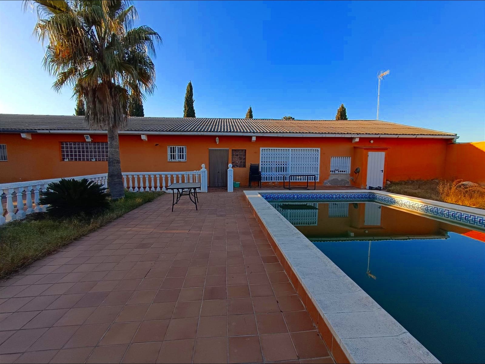 7 soveværelse Finca/Landehus til salg i Lliria med swimmingpool garage - € 490.000 (Ref: 8847651)