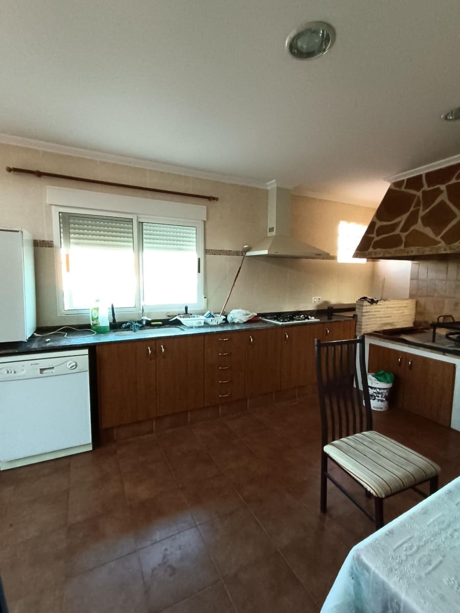 7 soveværelse Finca/Landehus til salg i Lliria med swimmingpool garage - € 490.000 (Ref: 8847651)