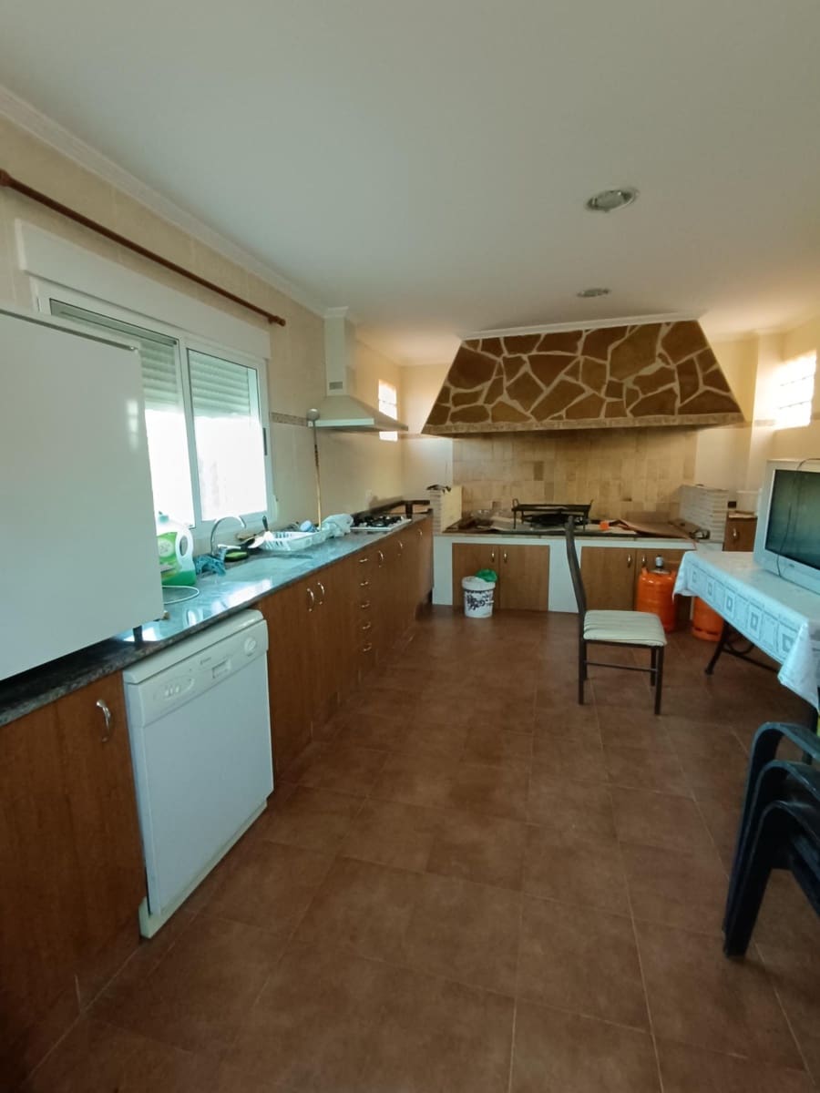 7 soveværelse Finca/Landehus til salg i Lliria med swimmingpool garage - € 490.000 (Ref: 8847651)