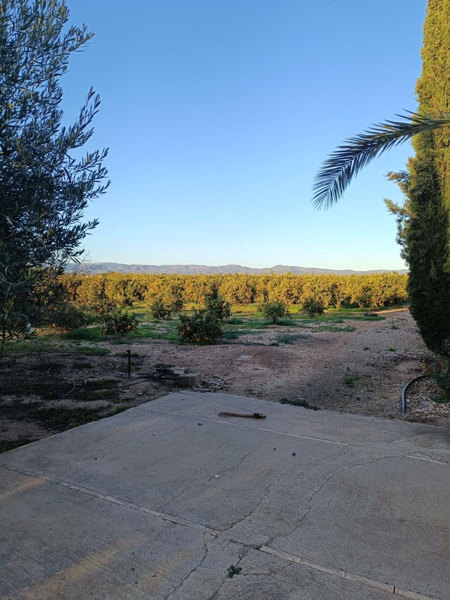 7 soveværelse Finca/Landehus til salg i Lliria med swimmingpool garage - € 490.000 (Ref: 8847651)