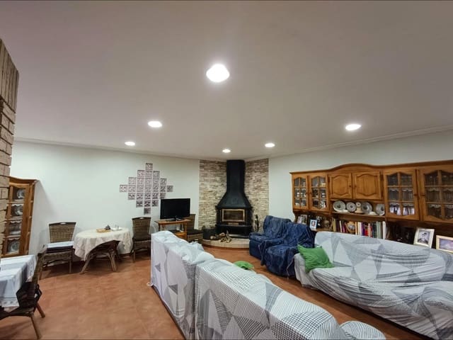 7 bedroom Finca/Country House for sale in Llíria with pool garage - € 490,000 (Ref: 8847651)