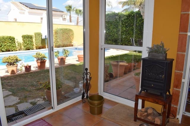 4 bedroom Villa for sale in Llíria with pool garage - € 399,000 (Ref: 9301215)