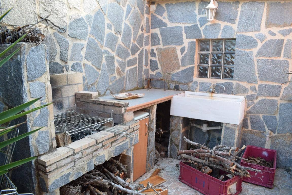 4 soverom Villa til salgs i Lliria med svømmebasseng garasje - € 399 000 (Ref: 9301215)