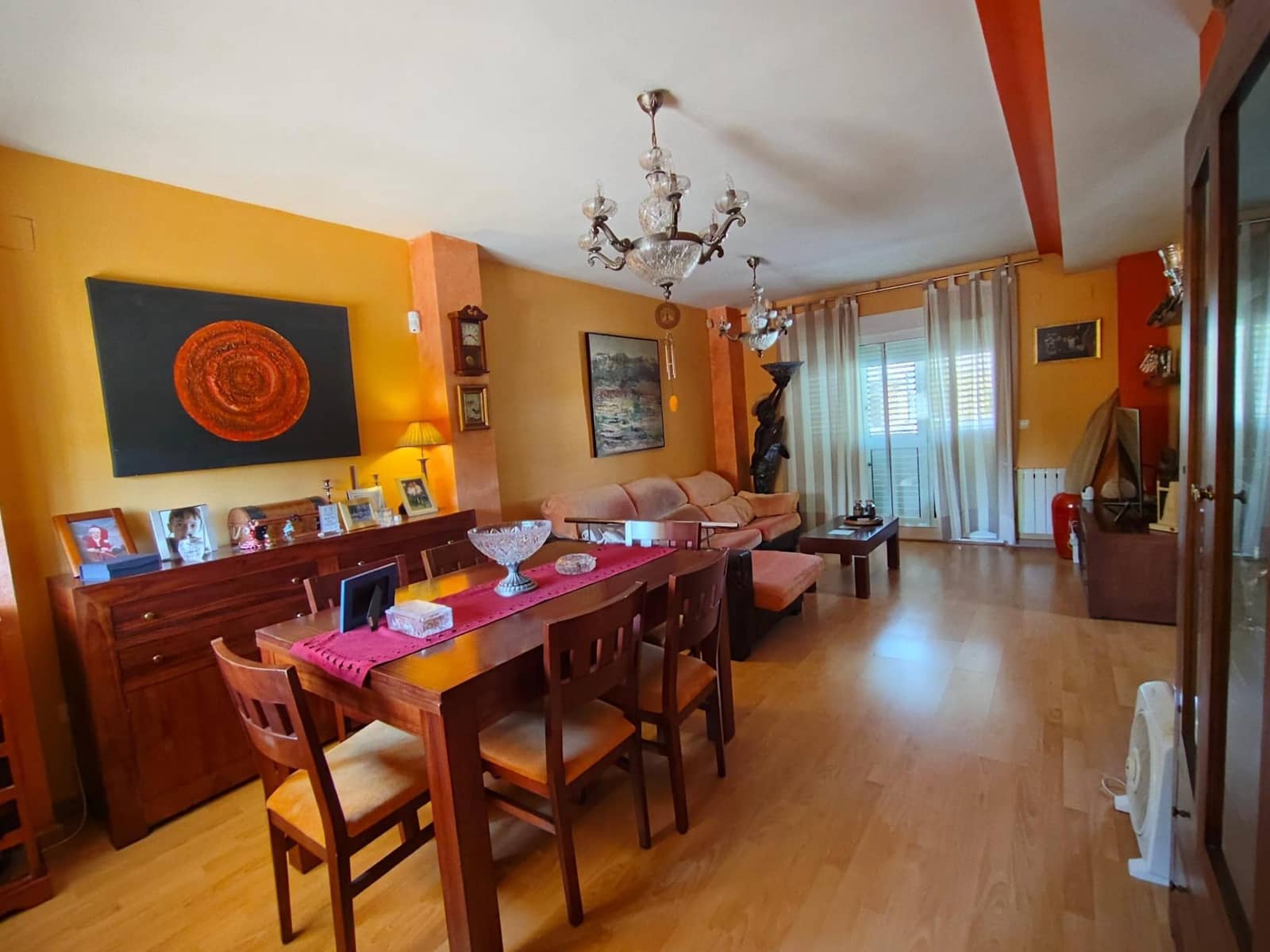 4 soverom Villa til salgs i Lliria med svømmebasseng garasje - € 399 000 (Ref: 9301215)