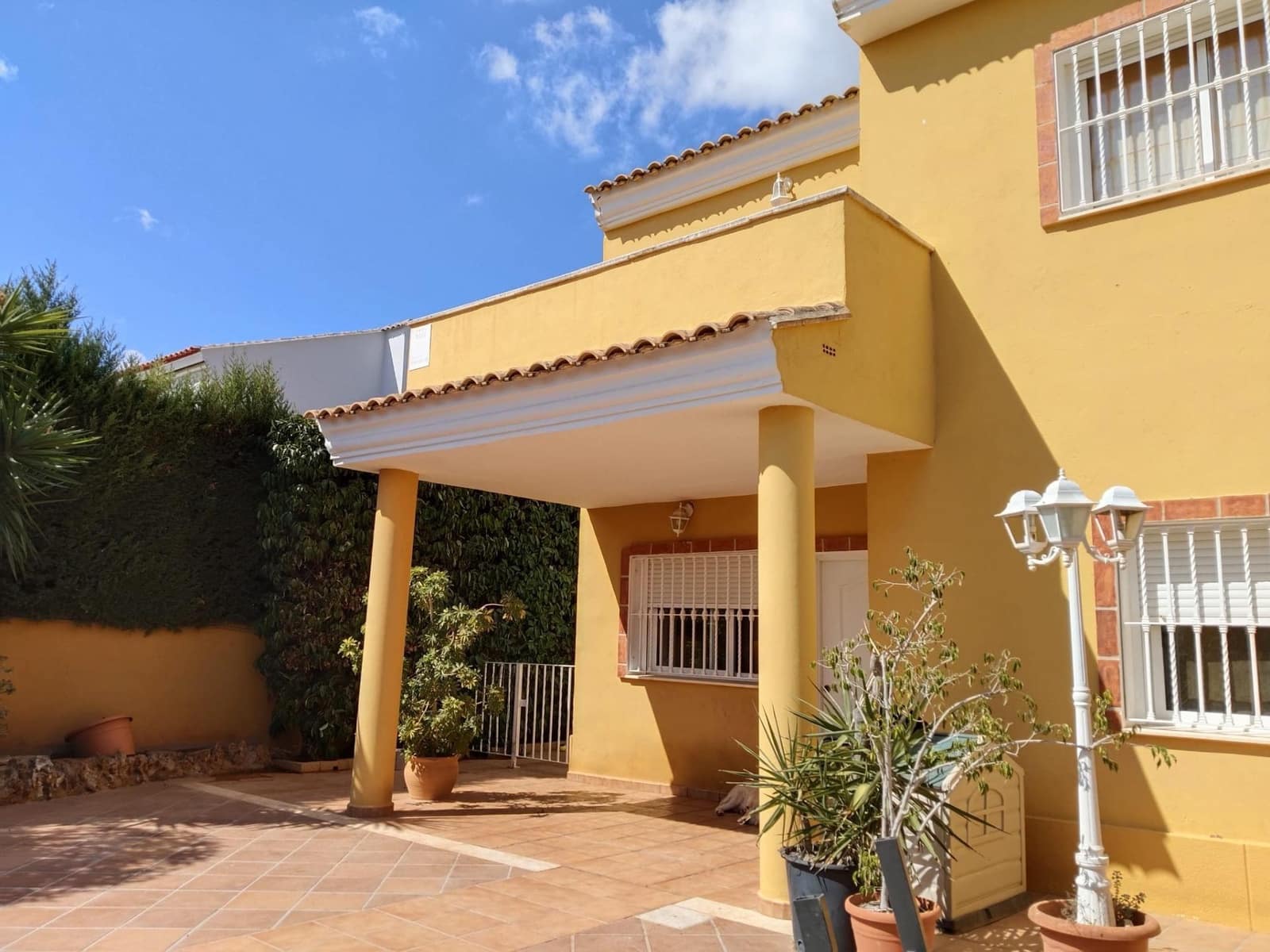 4 soverom Villa til salgs i Lliria med svømmebasseng garasje - € 399 000 (Ref: 9301215)