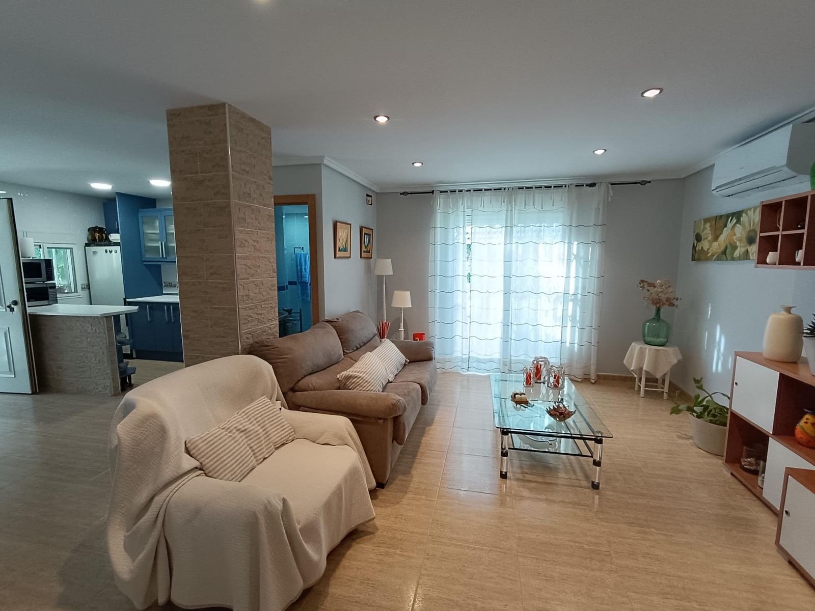 2 slaapkamer Villa te koop in Lliria met zwembad - € 215.000 (Ref: 9385479)