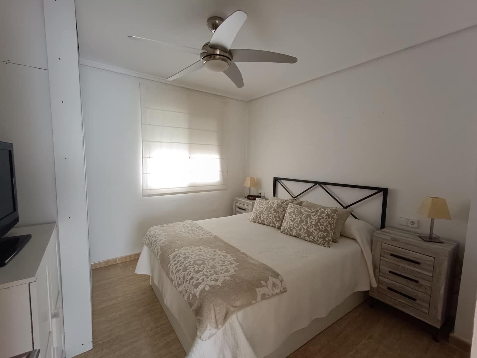 2 slaapkamer Villa te koop in Lliria met zwembad - € 215.000 (Ref: 9385479)