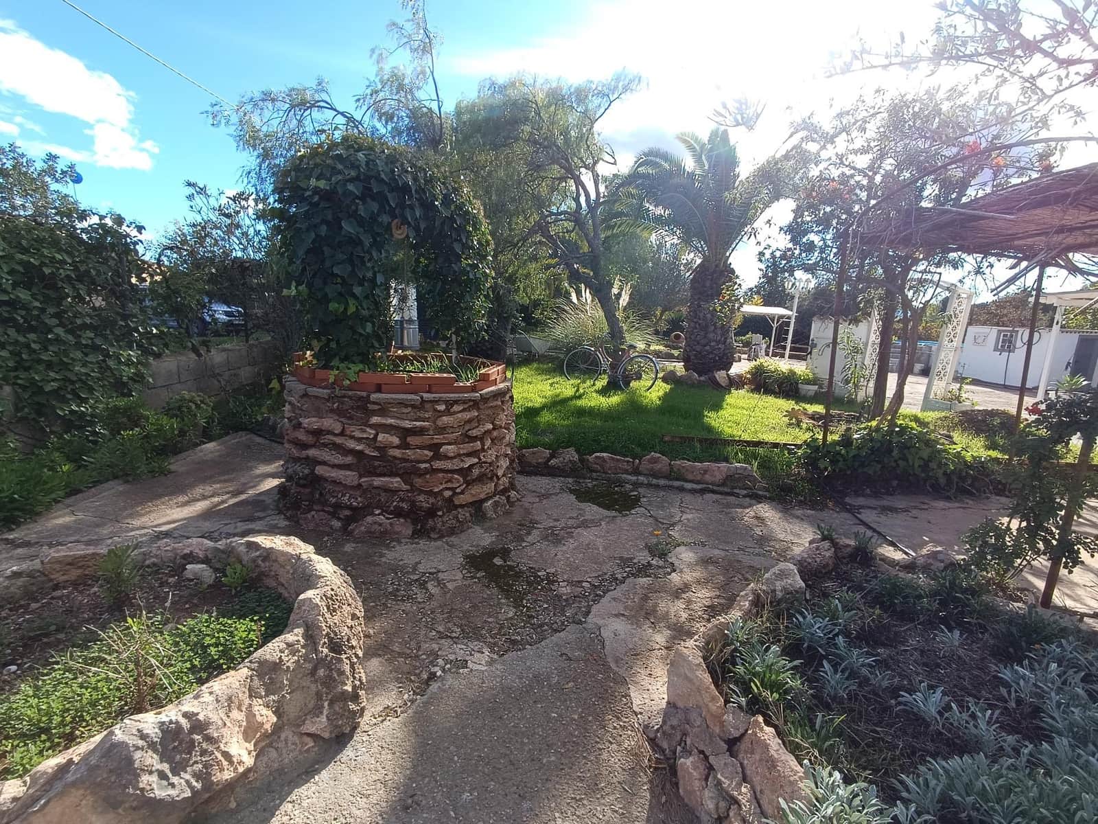 2 slaapkamer Villa te koop in Lliria met zwembad - € 215.000 (Ref: 9385479)