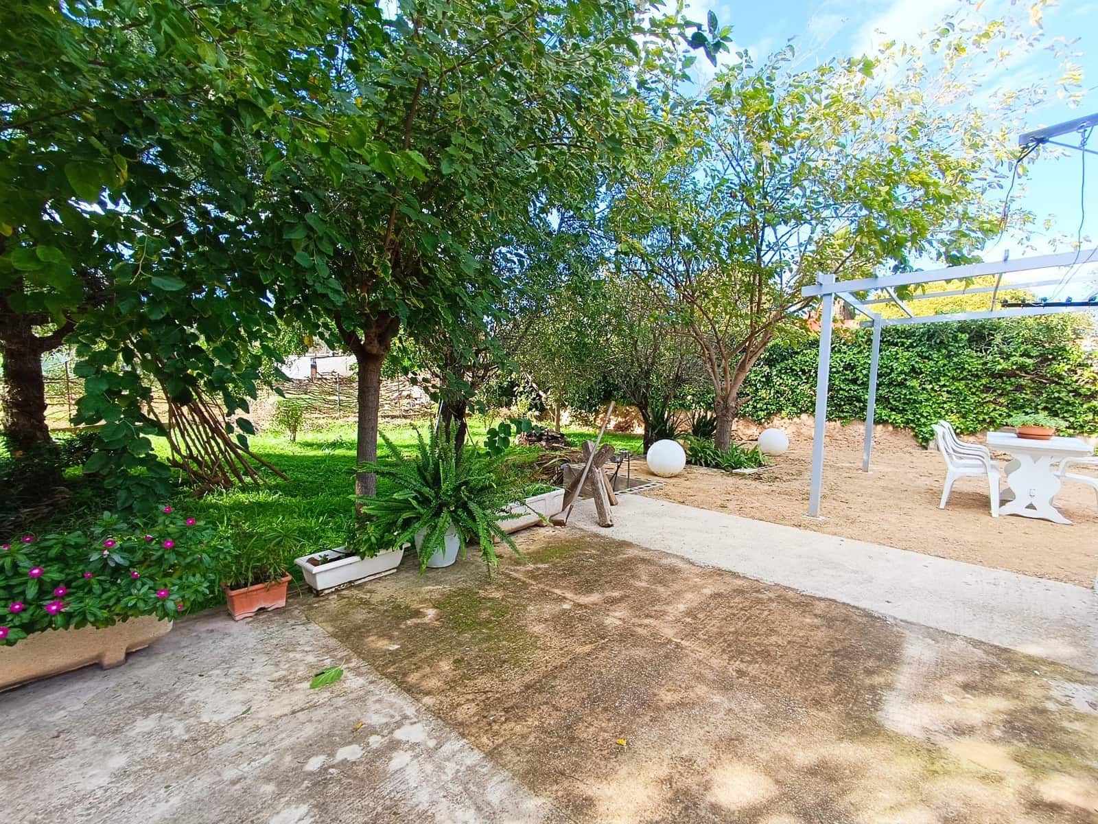 2 slaapkamer Villa te koop in Lliria met zwembad - € 215.000 (Ref: 9385479)