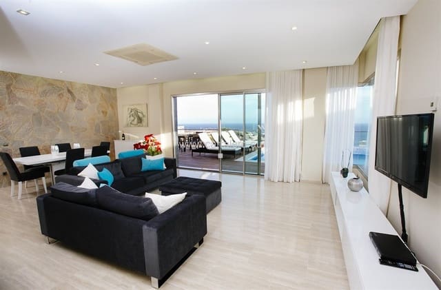 3 sovrum Villa till salu i San Agustín, San Bartolomé de Tirajana med pool garage - 1 700 000 € (Ref: 10130841)