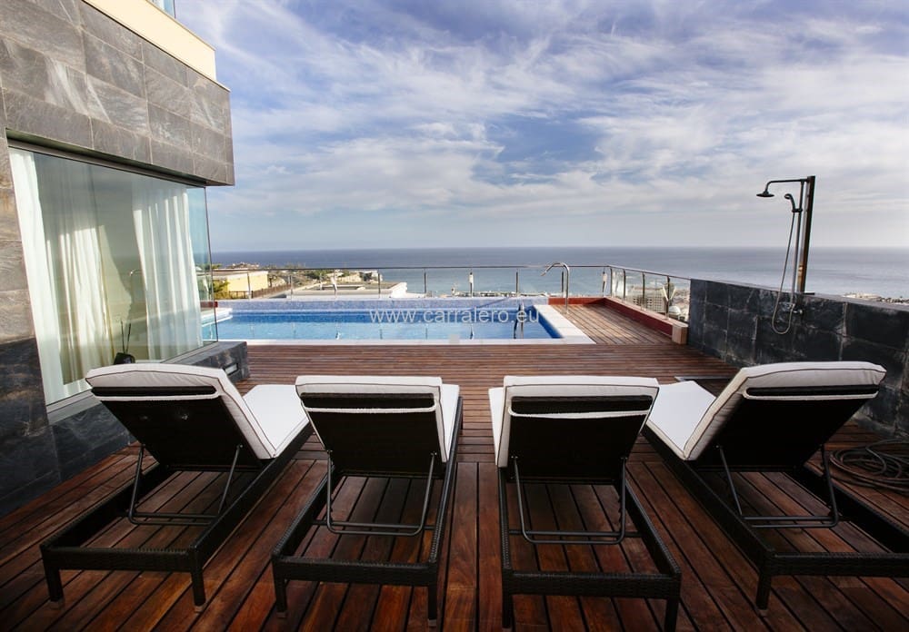 3 bedroom Villa for sale in San Agustin with pool garage - € 1,700,000 (Ref: 10130841)