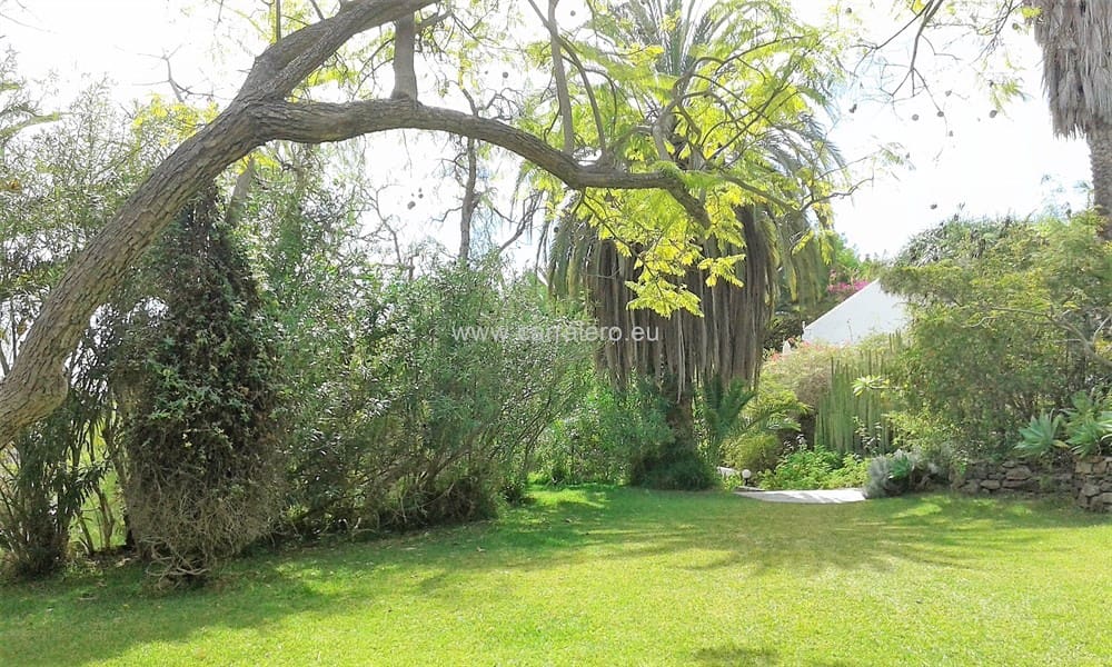 10 soveværelse Finca/Landehus til salg i Monte Leon med swimmingpool garage - € 6.900.000 (Ref: 4413340)