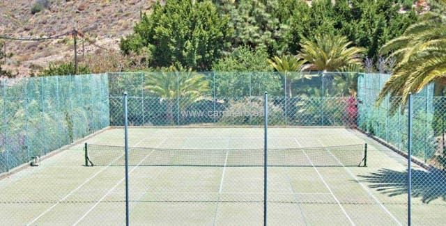 10 soverom Finca/Herregård til salgs i Monte León, San Bartolomé de Tirajana med svømmebasseng garasje - € 6 900 000 (Ref: 4413340)