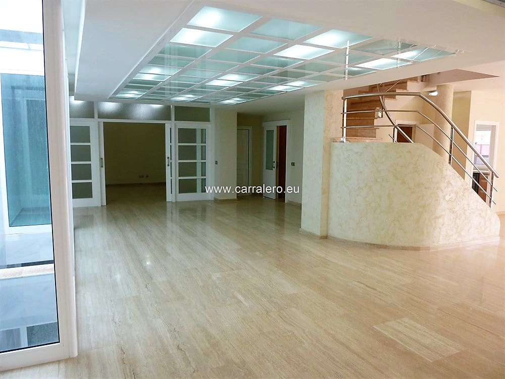 4 sypialnia Willa na sprzedaż w San Agustin z basenem garażem - 1 850 000 € (Ref: 4422203)