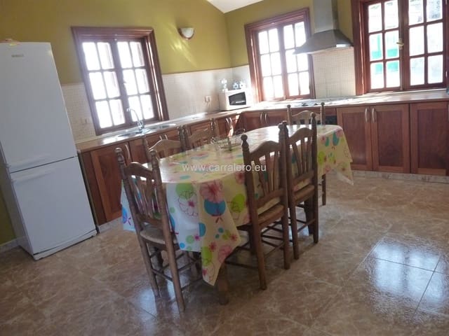 4 soveværelse Finca/Landehus til salg i Fataga, San Bartolomé de Tirajana med swimmingpool garage - € 490.000 (Ref: 4422250)