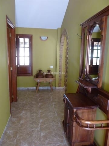 4 soveværelse Finca/Landehus til salg i Fataga, San Bartolomé de Tirajana med swimmingpool garage - € 490.000 (Ref: 4422250)