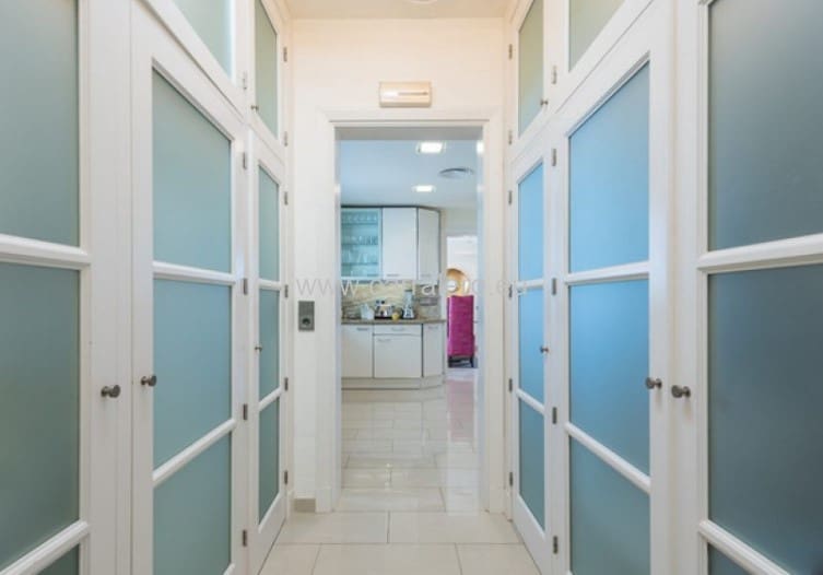 5 soveværelse Villa til salg i San Agustin med swimmingpool garage - € 1.750.000 (Ref: 4461547)