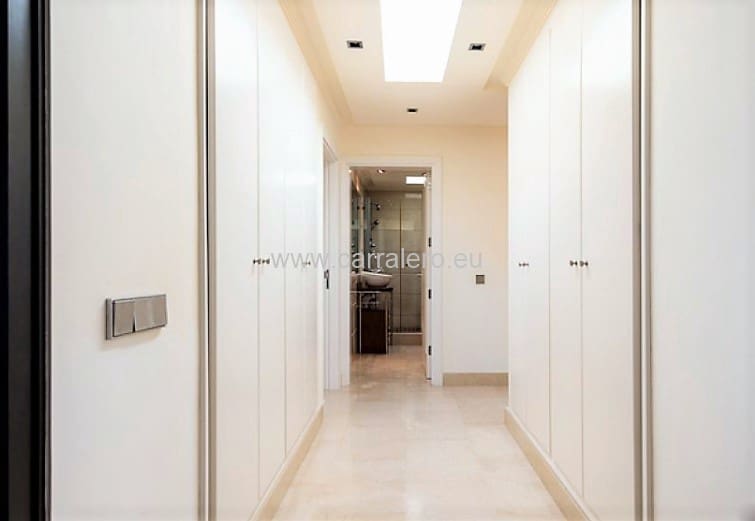 5 soveværelse Villa til salg i San Agustin med swimmingpool garage - € 1.750.000 (Ref: 4461547)