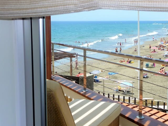 5 bedroom Villa for sale in San Agustín, San Bartolomé de Tirajana with pool garage - € 1,750,000 (Ref: 4461547)